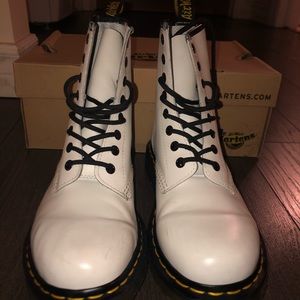 WHITE Dr. Marten’s 8-Eye Boot